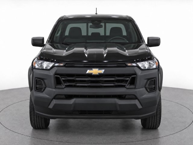 Used 2025 Chevrolet Colorado W/T w/ Advanced Trailering Package RWD image 6