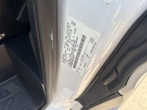 Used 2021 Ford Transit 250 Medium Roof AWD image 19