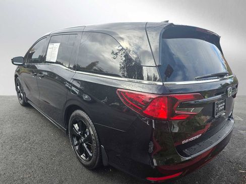 Used 2024 Honda Odyssey Sport image 5