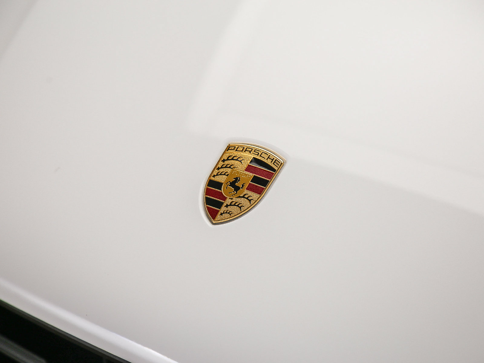Certified 2023 Porsche Macan AWD/4WD image 12