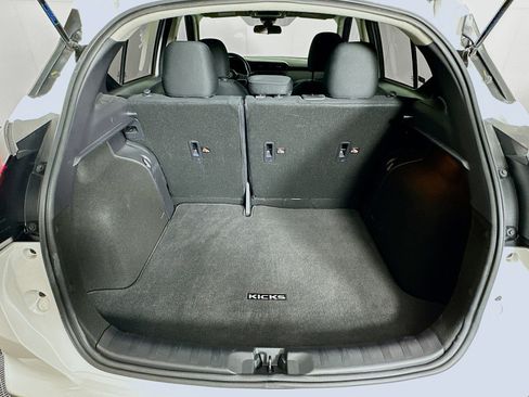 Used 2024 Nissan Kicks SV image 26