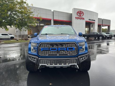 Used 2018 Ford F150 Raptor w/ Equipment Group 802A Luxury image 6