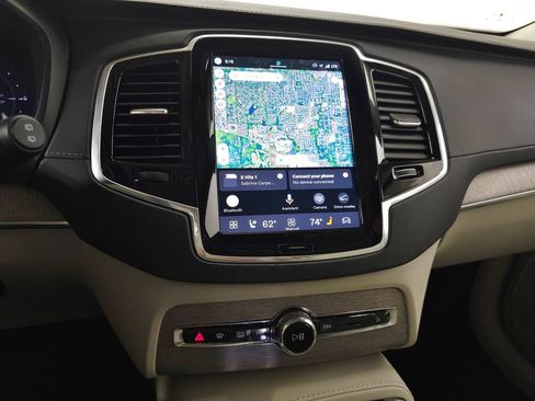 Certified 2024 Volvo XC90 T8 Ultimate AWD/4WD image 23