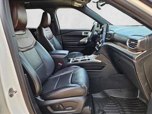 Used 2021 Ford Explorer Platinum w/ Equipment Group 601A image 22