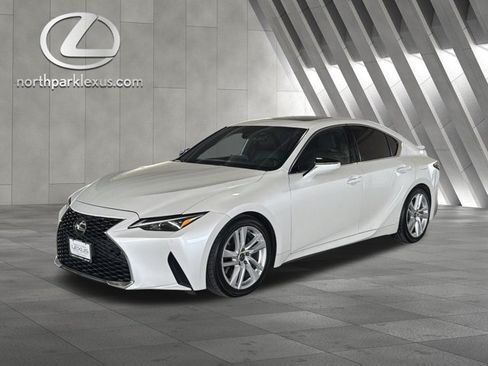 Certified 2023 Lexus IS 300 w/ Comfort Package RWD image 3