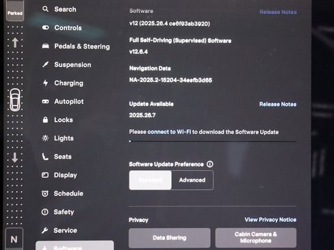 Used 2022 Tesla Model S AWD image 23