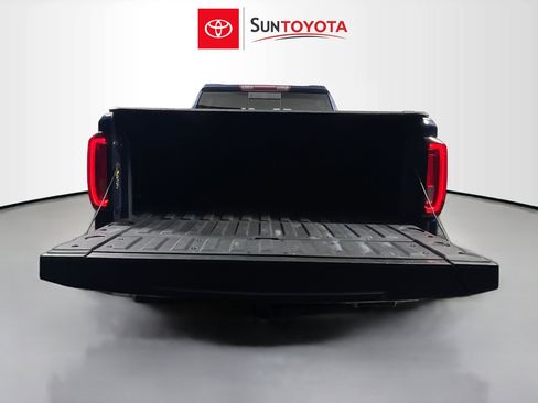 Used 2023 GMC Sierra 1500 SLT w/ SLT Premium Package image 34