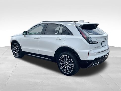 Used 2024 Cadillac XT4 Sport AWD/4WD image 7