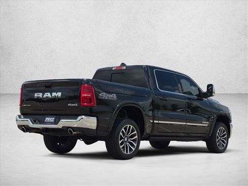 Used 2025 RAM 1500 Limited w/ Off Road Group AWD/4WD image 5