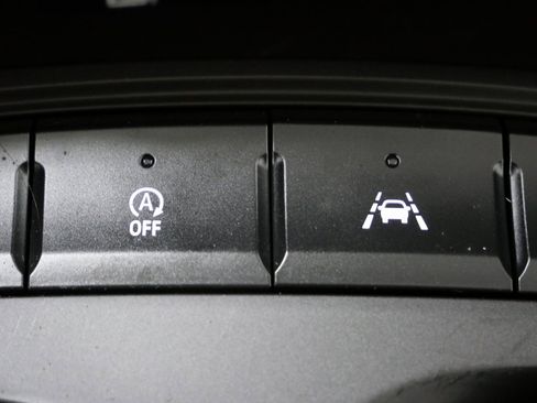 Used 2024 Buick Envista Preferred w/ Convenience II Package image 21