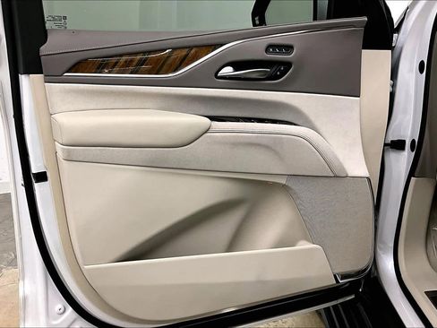 Used 2023 Cadillac Escalade Sport Platinum image 26