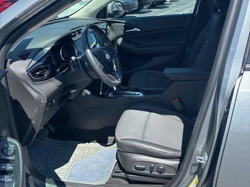 Used 2023 Buick Encore GX Preferred w/ Cold Weather Comfort Package AWD/4WD image 6
