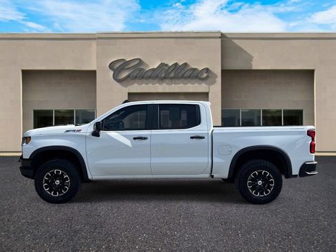 Used 2024 Chevrolet Silverado 1500 ZR2 w/ Technology Package AWD/4WD image 11