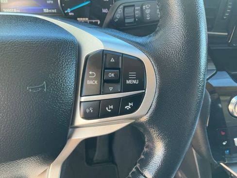 Used 2023 Ford Explorer Limited image 11