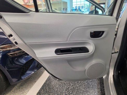 Used 2013 Toyota Prius C One FWD image 33
