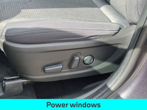 Used 2023 Hyundai Santa Fe SEL FWD image 18