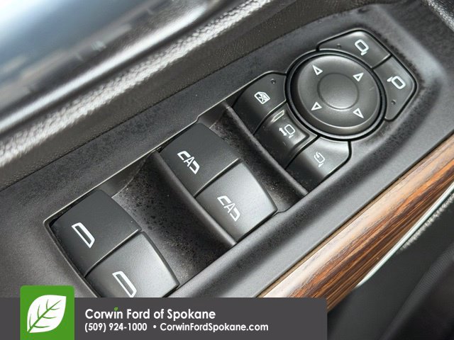 Used 2020 Chevrolet Silverado 3500 High Country w/ Technology Package AWD/4WD image 21