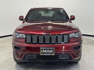 Used 2018 Jeep Grand Cherokee Altitude video 2