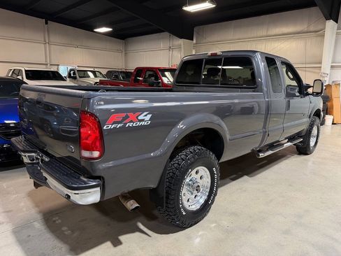 Used 2003 Ford F250 XLT AWD/4WD image 13