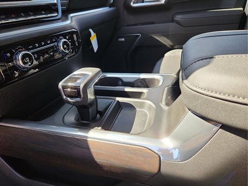 New 2026 GMC Sierra 1500 SLT AWD/4WD image 25