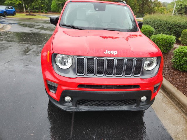 Used 2022 Jeep Renegade Limited AWD/4WD image 2