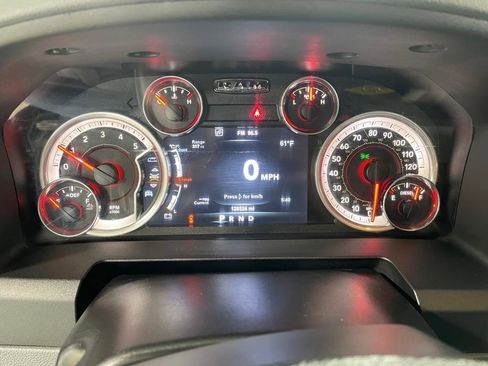 Used 2015 RAM 1500 Classic SLT w/ SLT Plus D←cor Group image 30