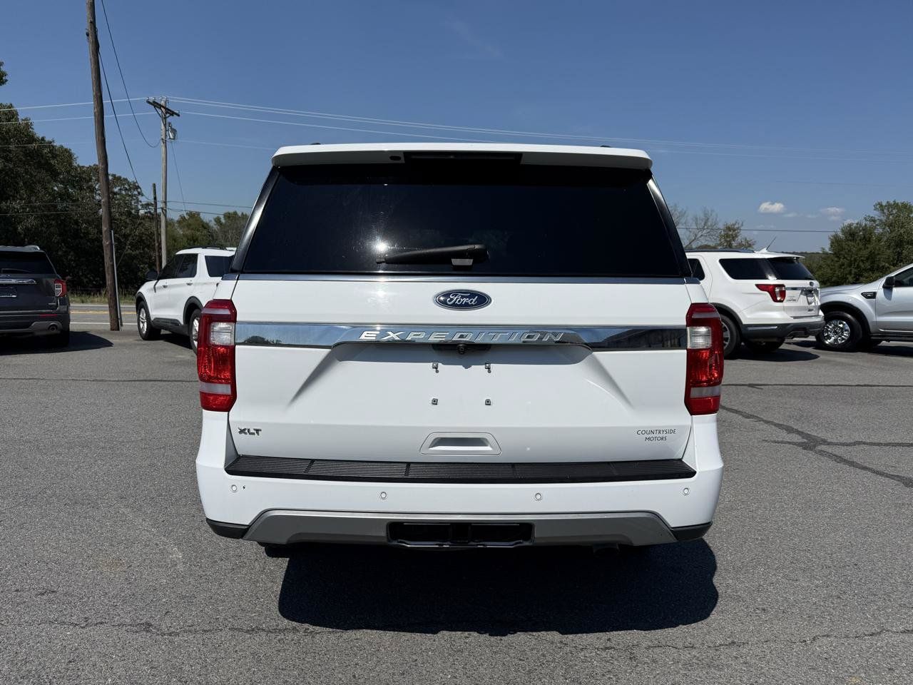 Used 2020 Ford Expedition XLT w/ Equipment Group 201A RWD image 5
