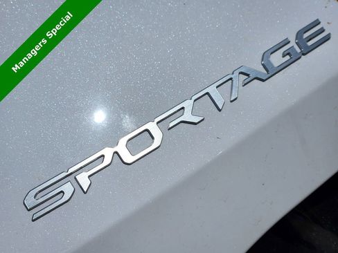 New 2026 Kia Sportage SX image 8