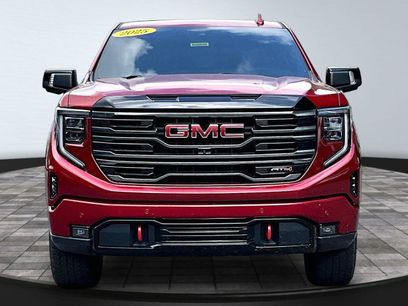 Used 2025 GMC Sierra 1500 AT4 w/ AT4 Premium Package