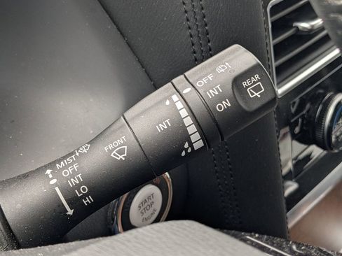 Used 2023 Nissan Armada SL image 26