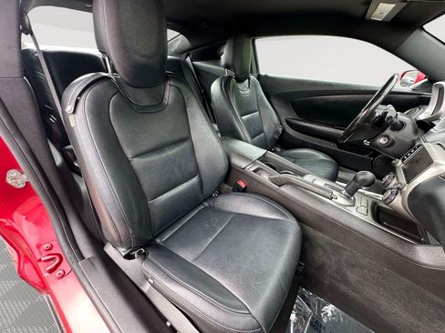Used 2014 Chevrolet Camaro LT RWD image 25