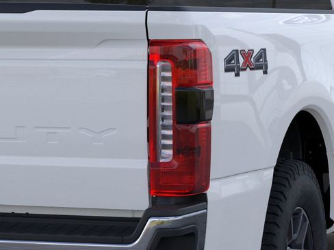 New 2026 Ford F250 Lariat image 21