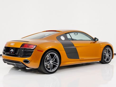 Used 2011 Audi R8 V10 AWD/4WD image 3