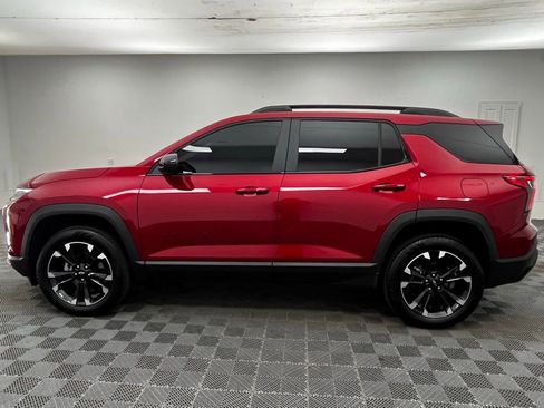 Used 2025 Chevrolet Equinox RS w/ Convenience Package III FWD image 13