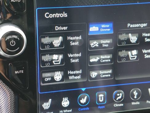 Used 2020 RAM 1500 Limited AWD/4WD image 35