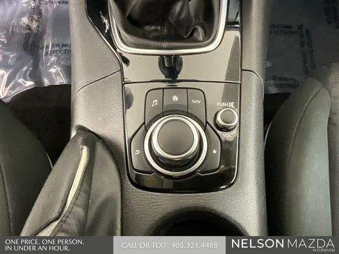 Used 2016 MAZDA MAZDA3 i Sport image 31