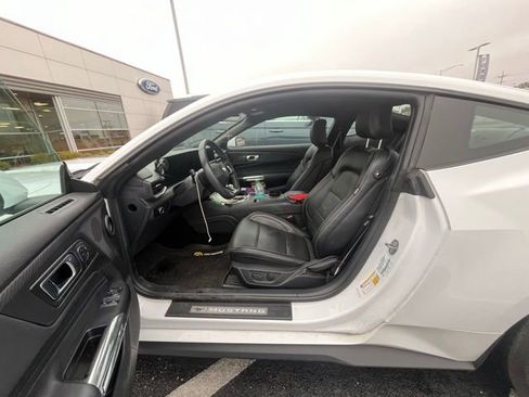 Used 2024 Ford Mustang Premium image 11