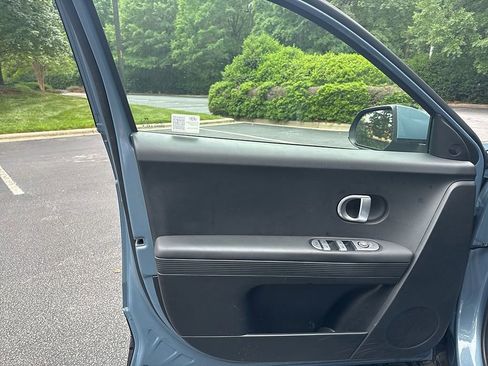 Used 2024 Hyundai Ioniq 5 SEL RWD image 10