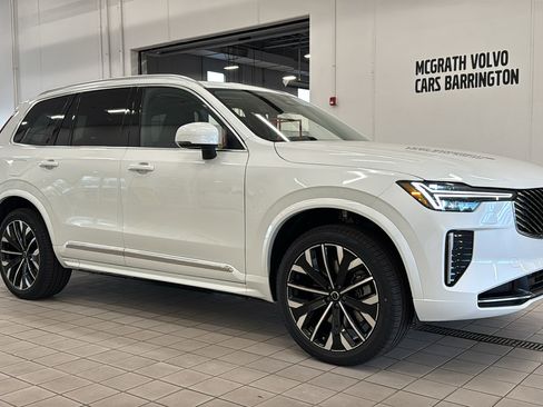 New 2026 Volvo XC90 T8 Core w/ Protection Package AWD/4WD image 3