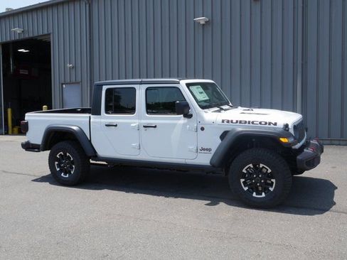 New 2025 Jeep Gladiator Rubicon w/ Safety Group image 8