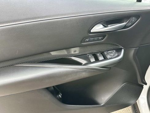 Used 2020 Cadillac XT4 Sport w/ Driver Awareness Package FWD image 15