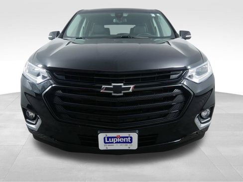 Used 2018 Chevrolet Traverse Premier w/ LPO, Black Accent Package AWD/4WD image 3