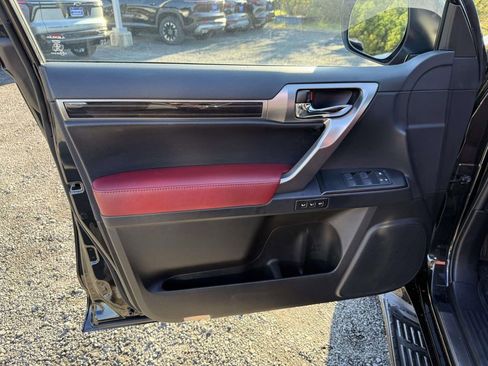 Used 2022 Lexus GX 460 Premium image 12