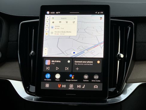 Used 2025 Volvo XC90 B5 Plus image 31