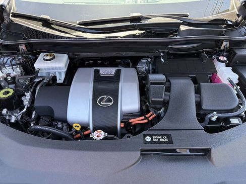 Used 2017 Lexus RX 450h AWD w/ Cold Weather Package image 18