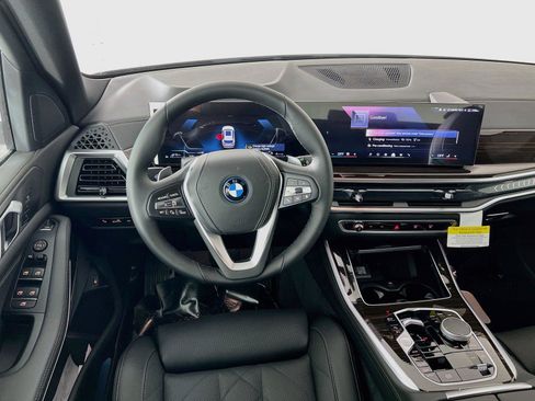 New 2026 BMW X5 xDrive50e w/ Parking Assistance Package AWD/4WD image 23
