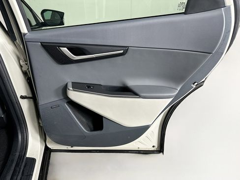 Used 2023 Kia EV6 Wind image 30