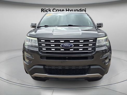 Used 2017 Ford Explorer Limited image 5