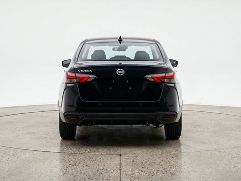 Used 2025 Nissan Versa SV FWD image 7