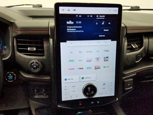 Used 2022 Ford Expedition Max Limited image 18